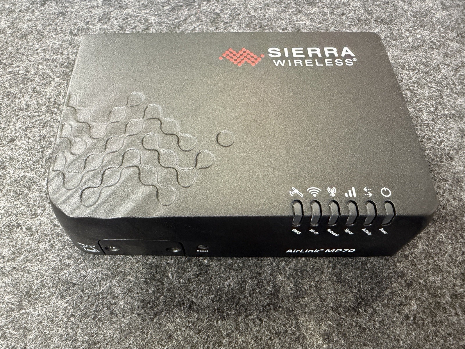 Sierra Wireless AirLink MP70 NA LTE-Advanced Pro w/WI-Fi Rugged Router 1104073