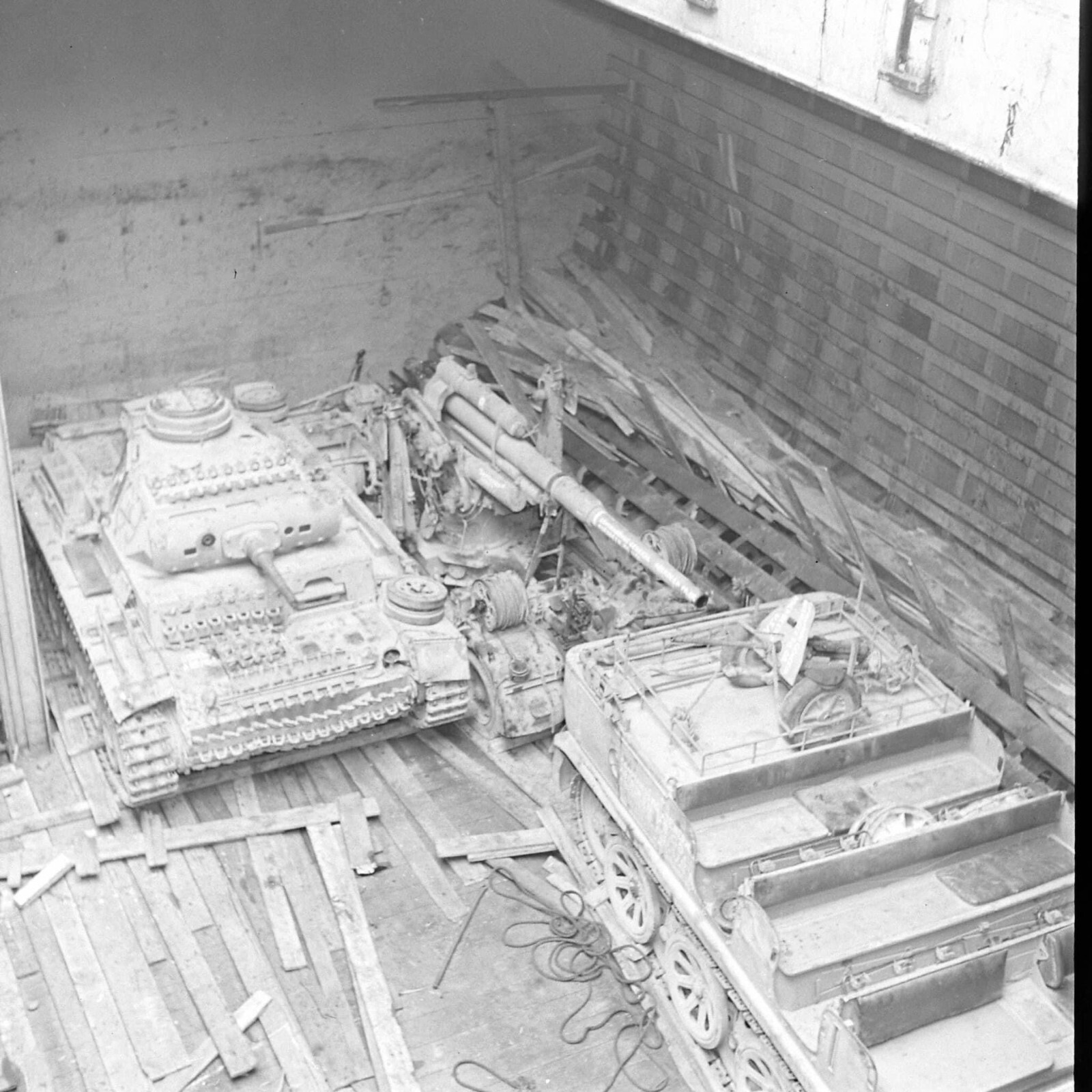 WW2 WWII Photo World War Two Captured German Panzer Tank Aberdeen Proving Ground