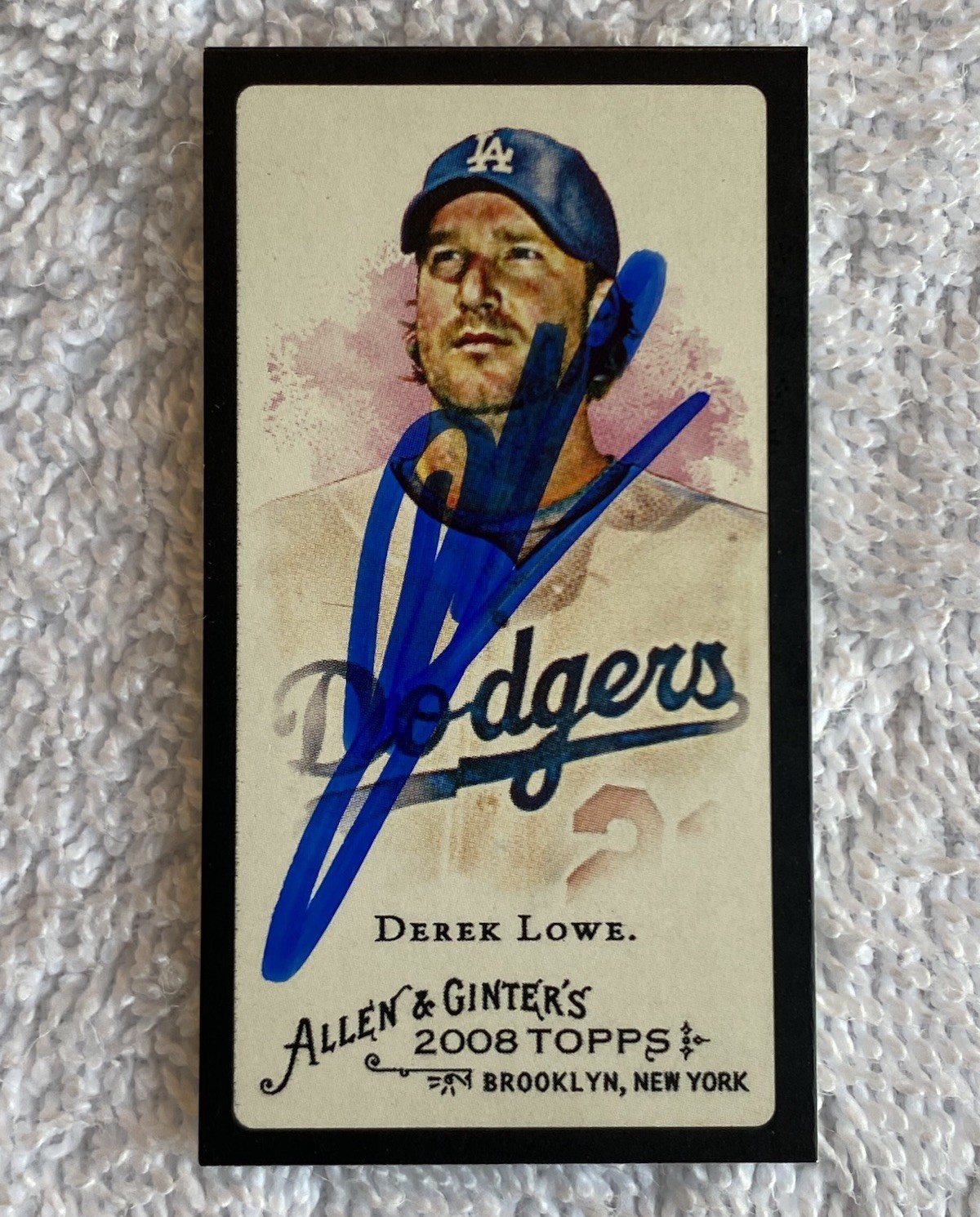 DODGERS- DEREK LOWE AUTOGRAPH 2008 TOPPS ALLEN & GINTER BLACK MINI #228