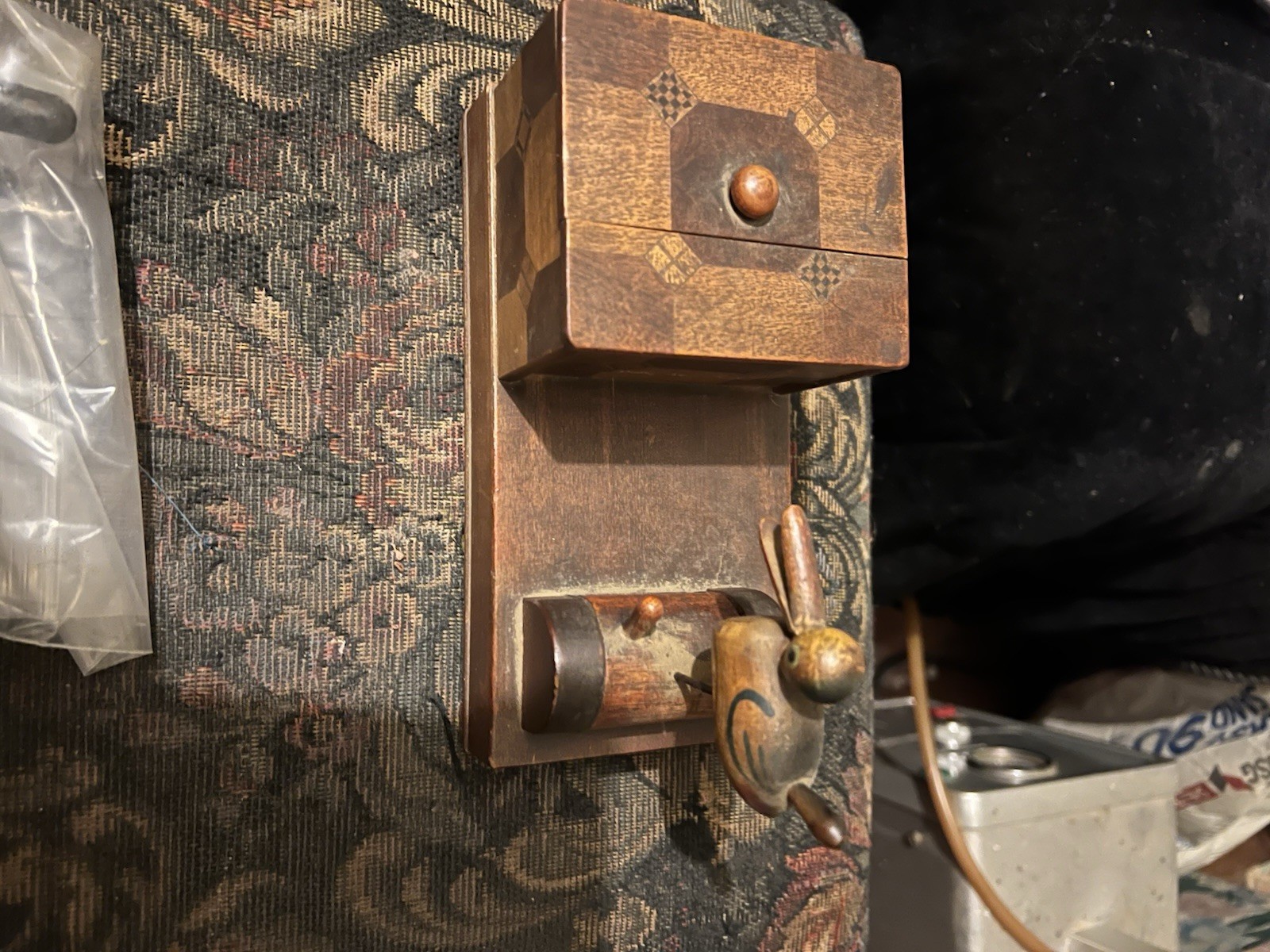old cigarette machine