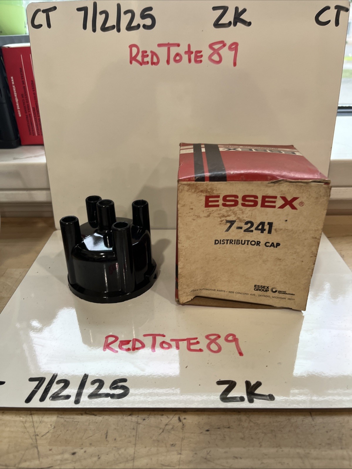 Essex Distributor Cap 7-241