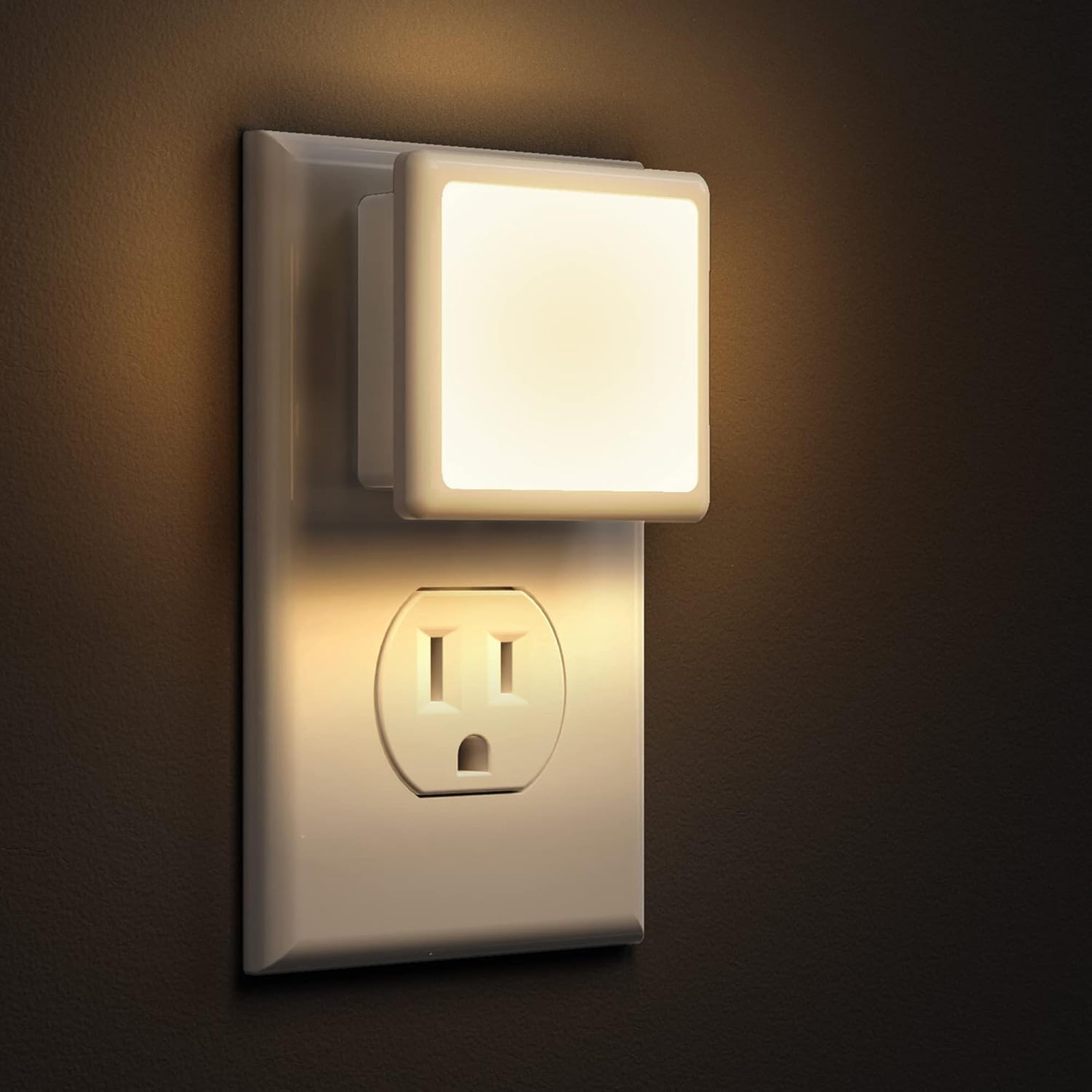 Night Light Plug into Wall 2 Pack Dusk to Dawn 3000K Soft White Auto On Off