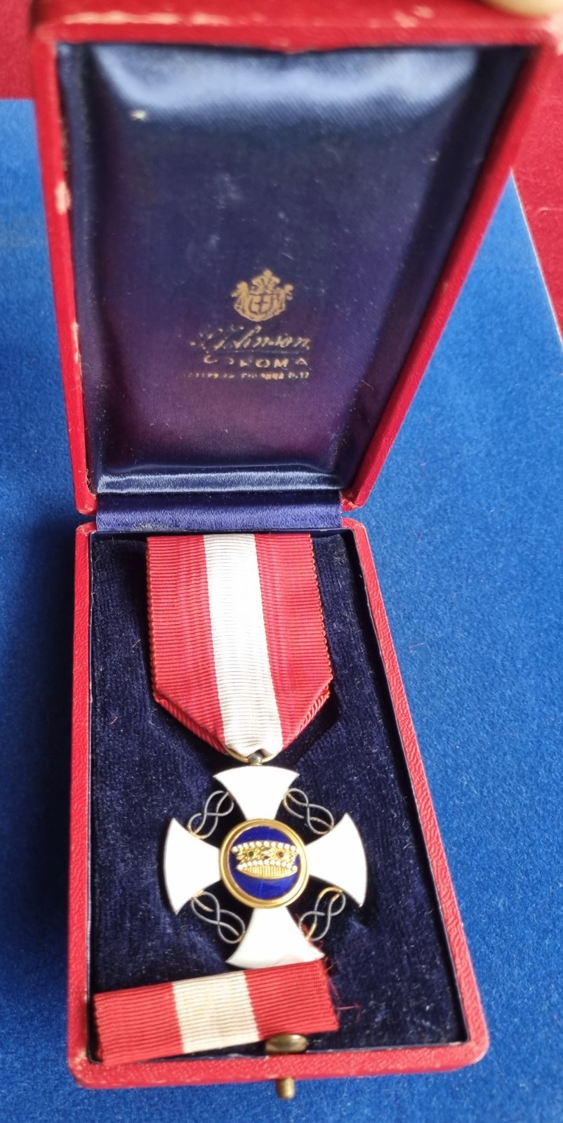 KINGDOM OF ITALY VITTORIO EMANUELE III ° DECORATION KNIGHT ORDER CROWN ITALY