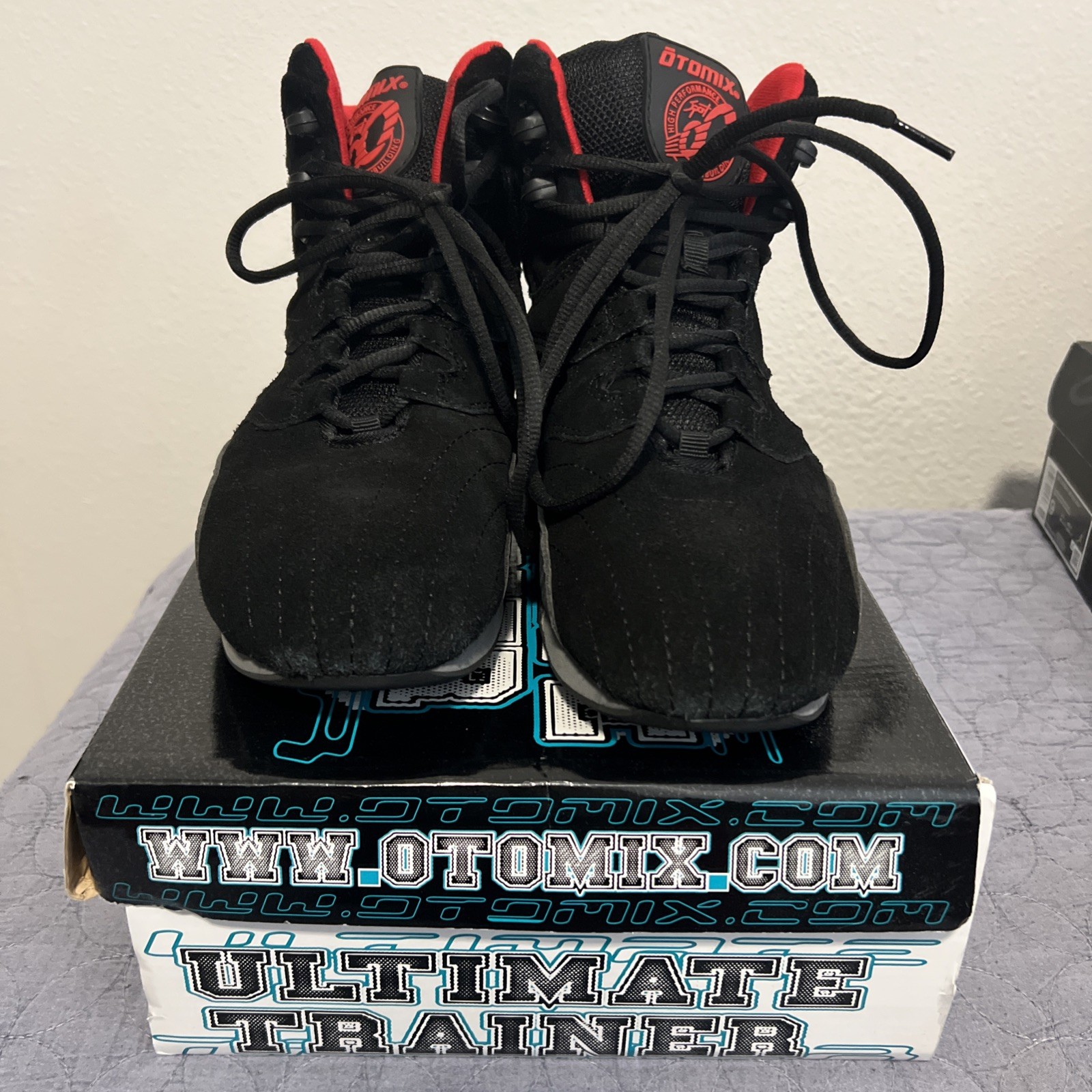 Otomix Carbonite Ultimate Bodybuilding Trainer M4444 Black Red Grey US MEN 9