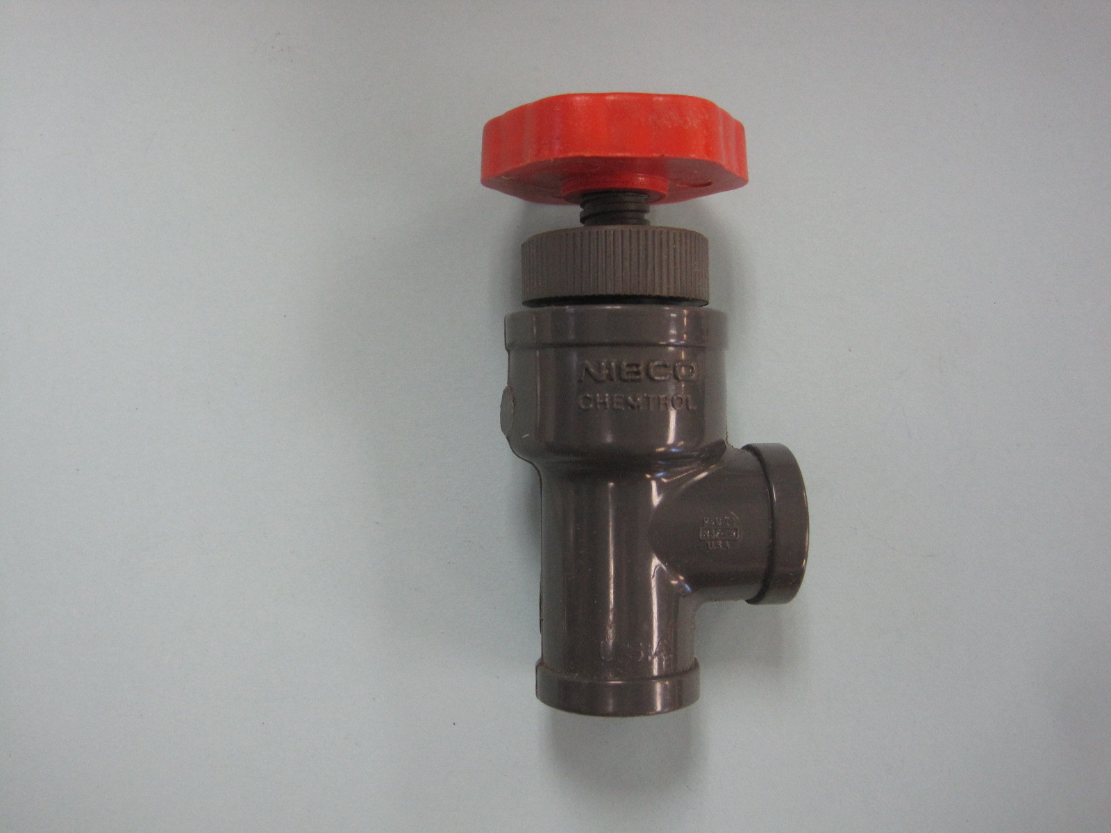 T45AC-V Angle Globe Valve Threaded Schedule 80 PVC