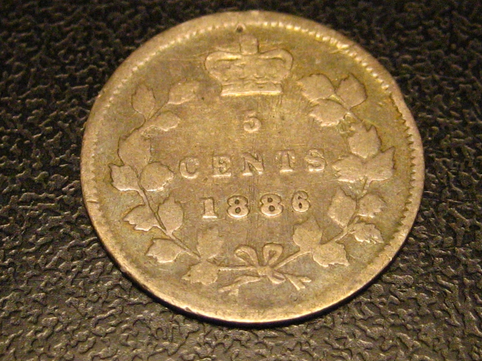 1886 Small 6 Canadian 5 Cent Silver