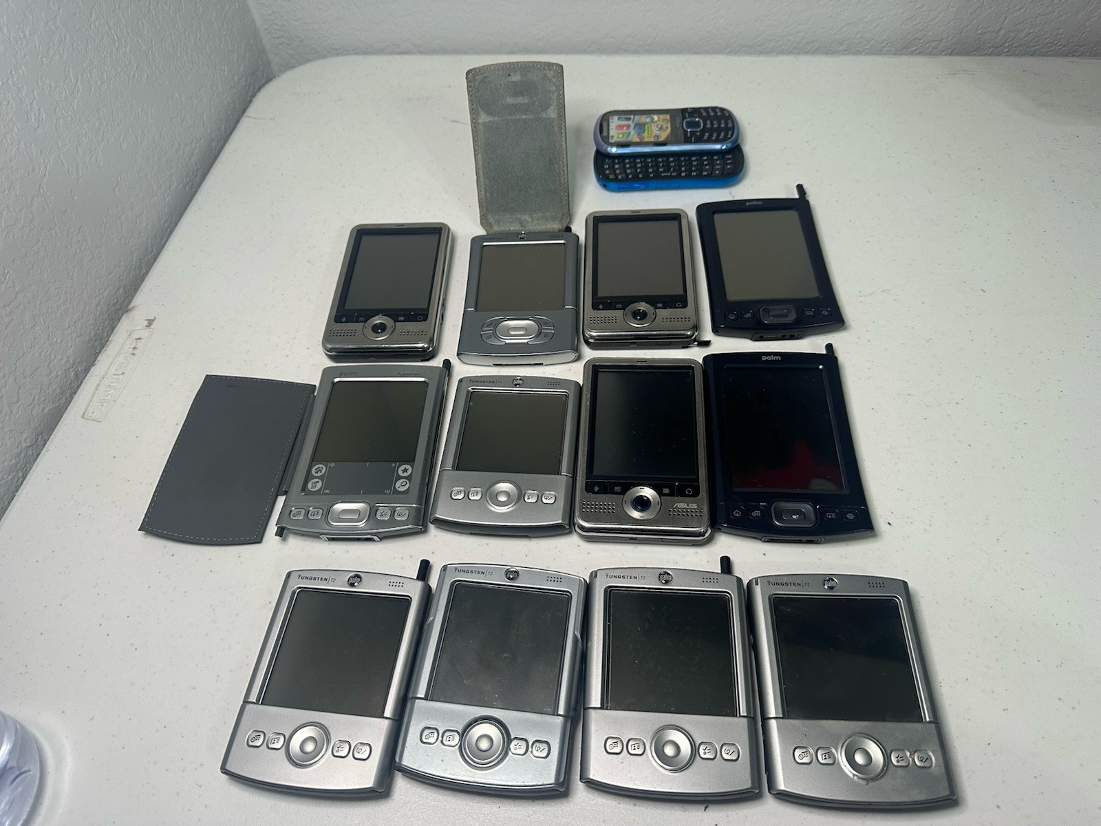 Lot Of 13 Vintage Palm Pilots (Palm One Tungsten T5, HP iPaq, Palm TX) Untested