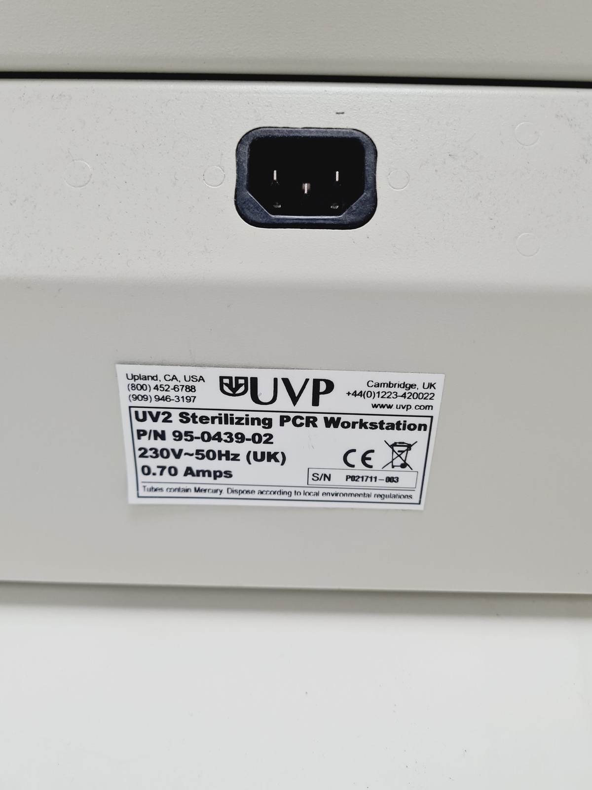 UVP UV2 Sterilizing PCR Workstation Lab
