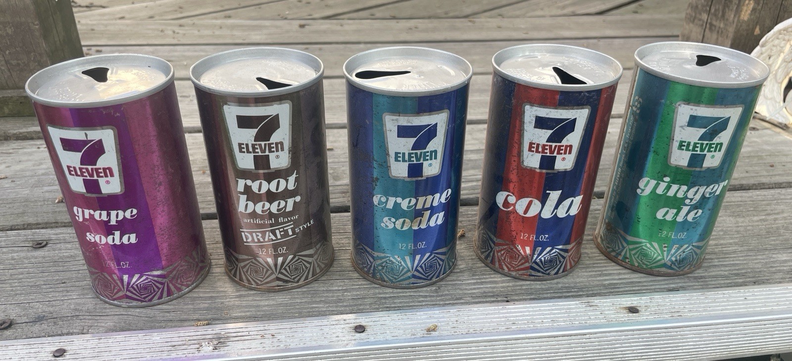 Vintage 7 Eleven Pop Cans