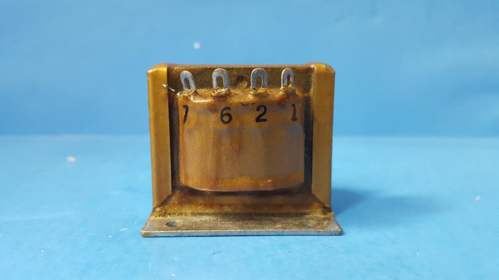 ONE- VINTAGE TRASFORMER, T050-003-0001, HUYCK, TF5SX03ZZ