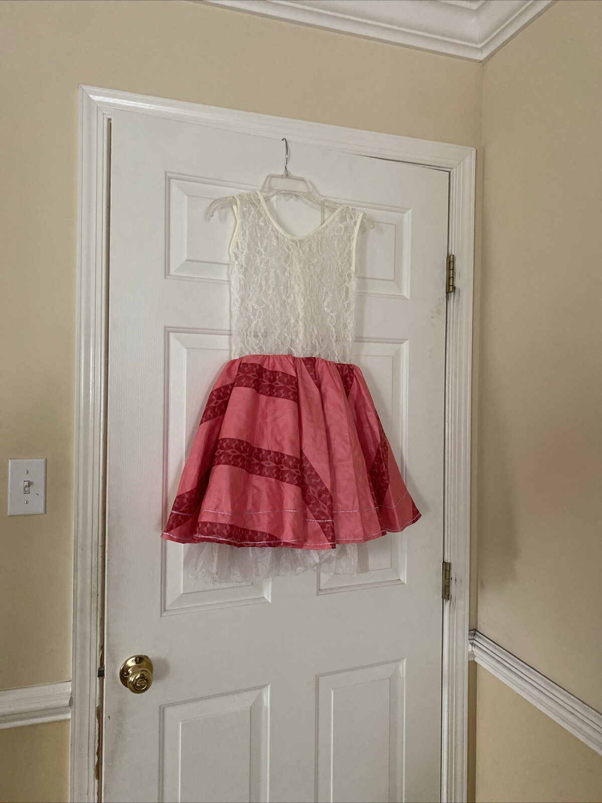 African Print  Girls lace dress Sleeveless multi colours Sz 4-5 White /Pink