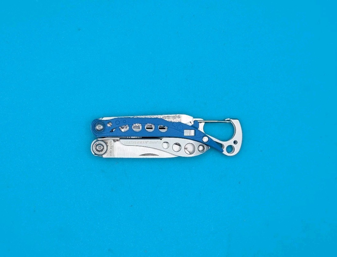 Leatherman Style CS Blue Multi-Tool! FAST SHIPPING!