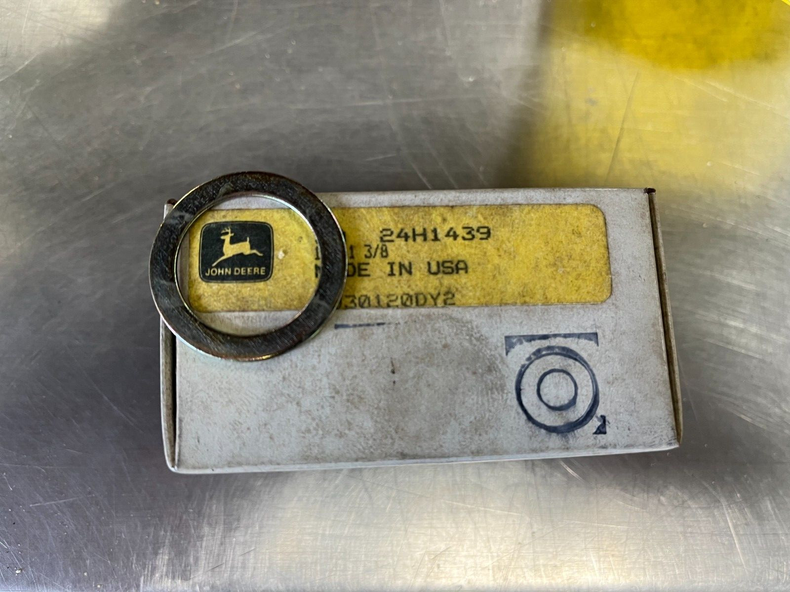 24H1439 OEM John Deere Washer