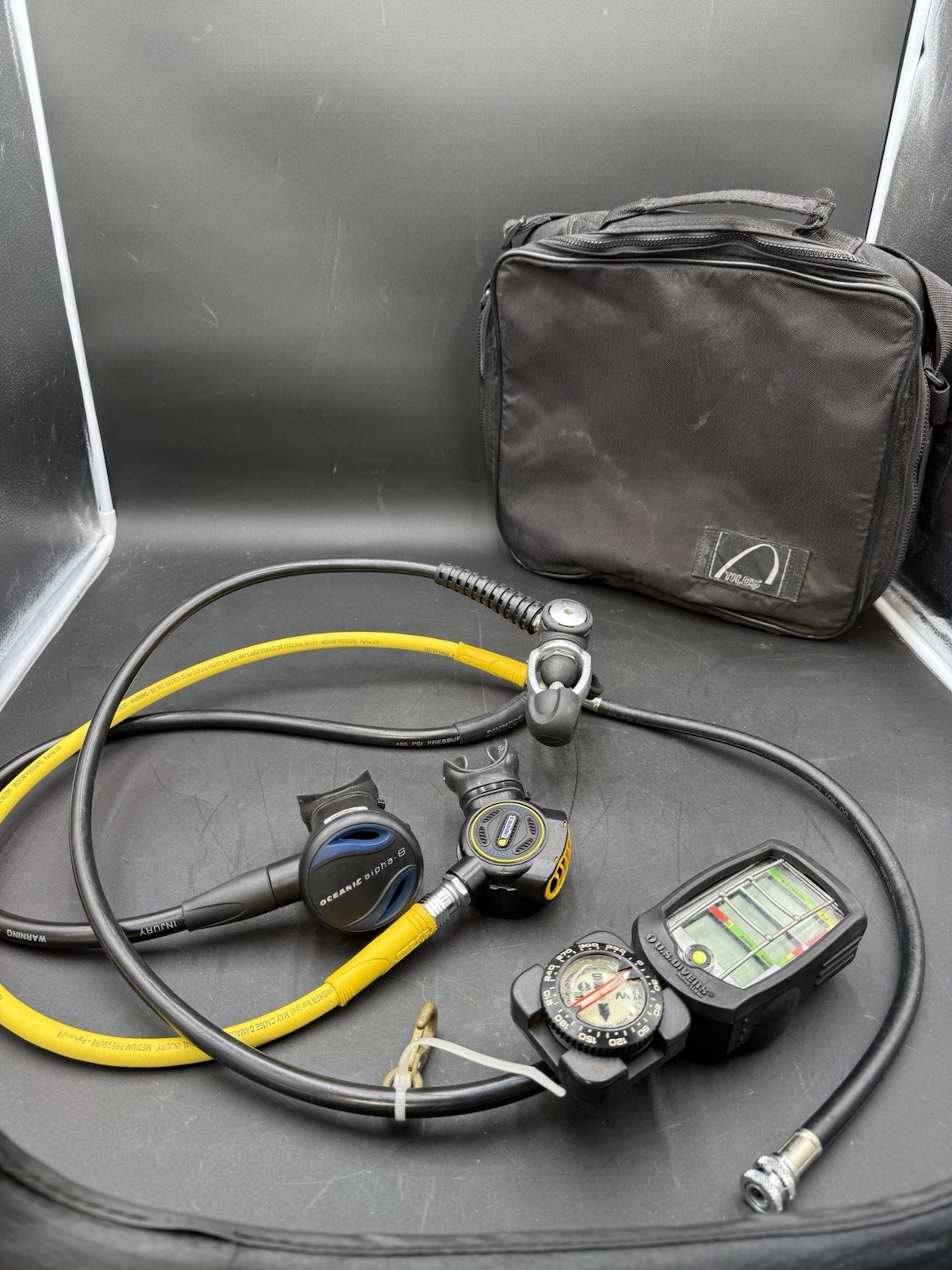 Oceanic Regulator Alpha 8 1st Stage Apeks Egress 2nd US Divers Scan 4 Computer