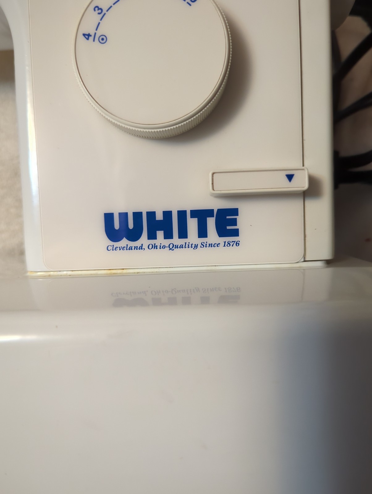 White heavy duty sewing machine, Model NO: 1766 Pre-owned Tested
