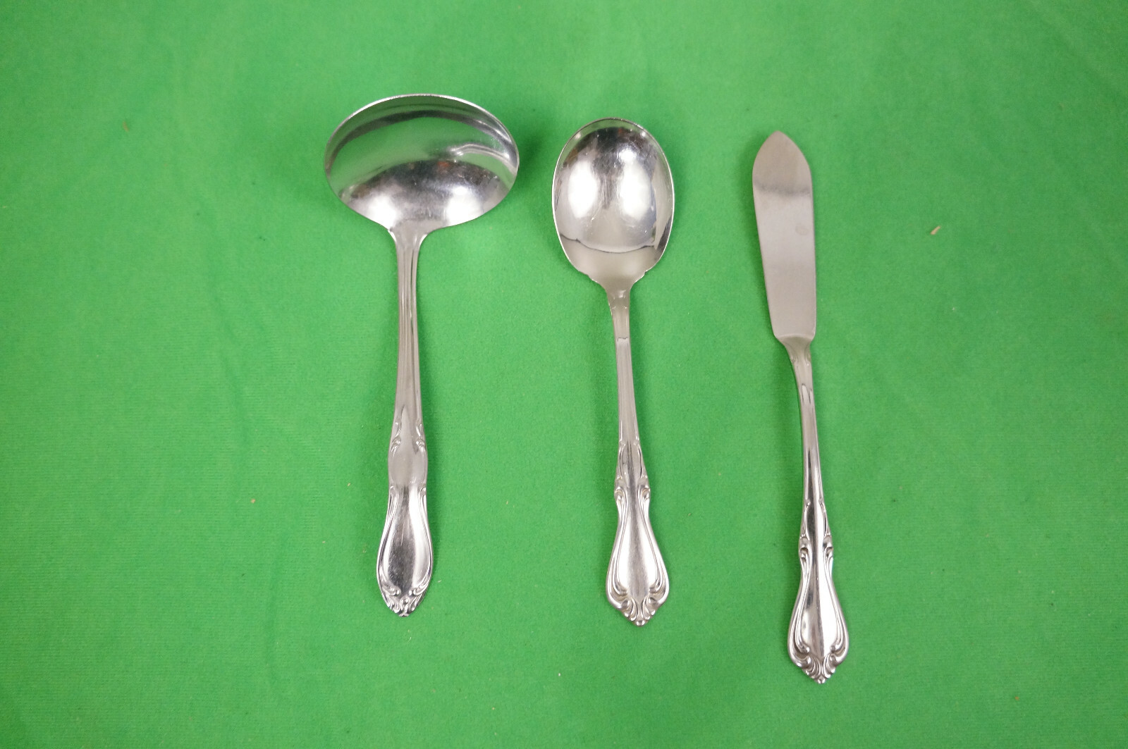 3 pcs Wm Rogers Sutton Place Oneida Premier Stainless Flatware Serving Set