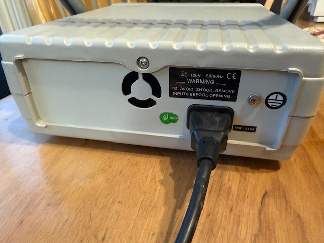 GW Instek Signal Function Generator - Model SFG-1013 NO POWER CORD