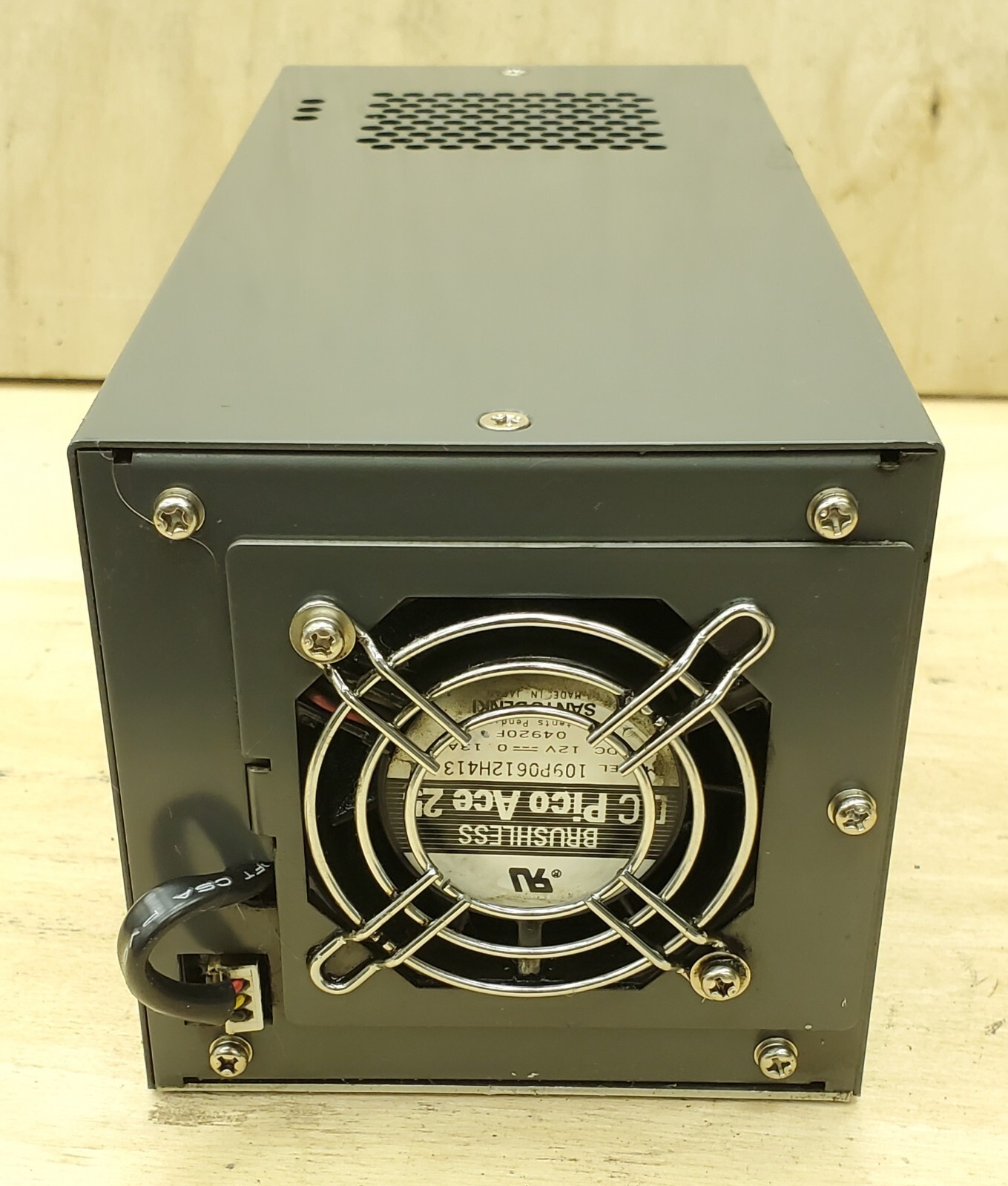 Nemic-Lambda SR230-24 Power Supply 115/230 VAC Input 24 VDC @ 10 Amp Output