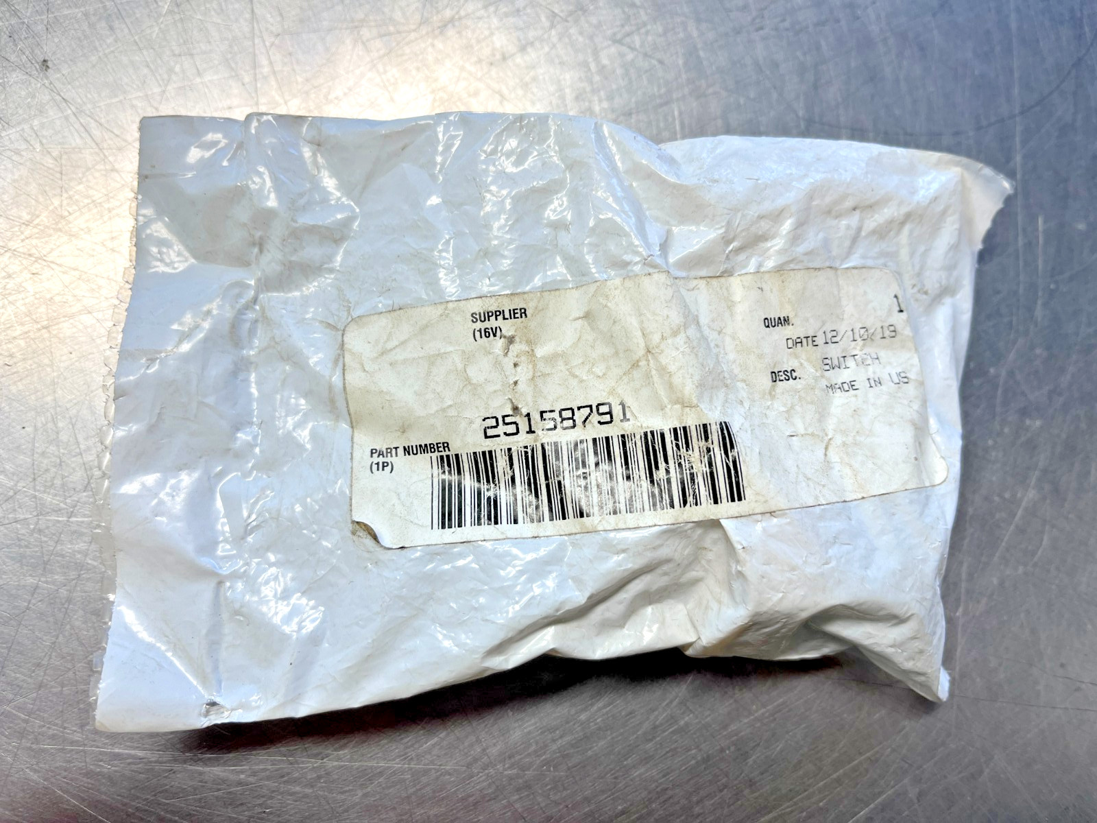 25158791  GENUINE OEM  MACK  Bulldog   SWITCH  Volvo   VOE25158791