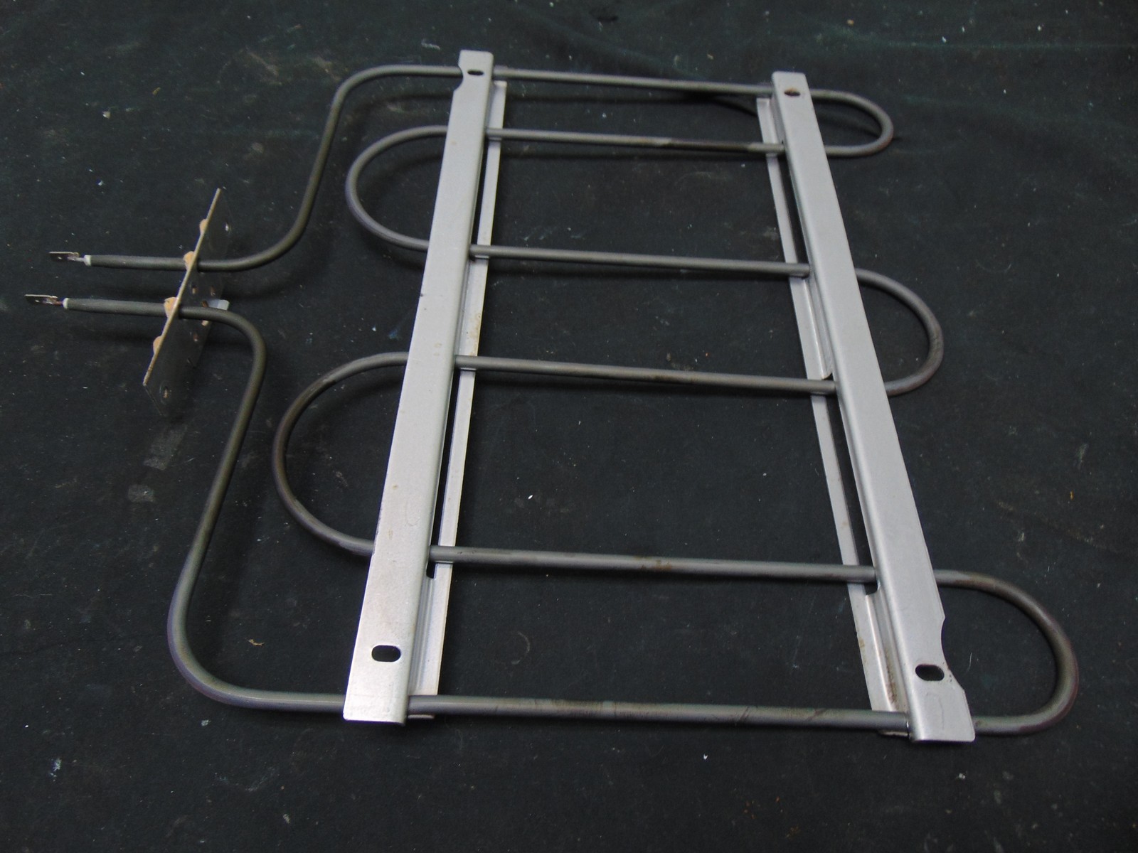 GE Electric Range JBS86SP4SS Broil Element WB44X45490