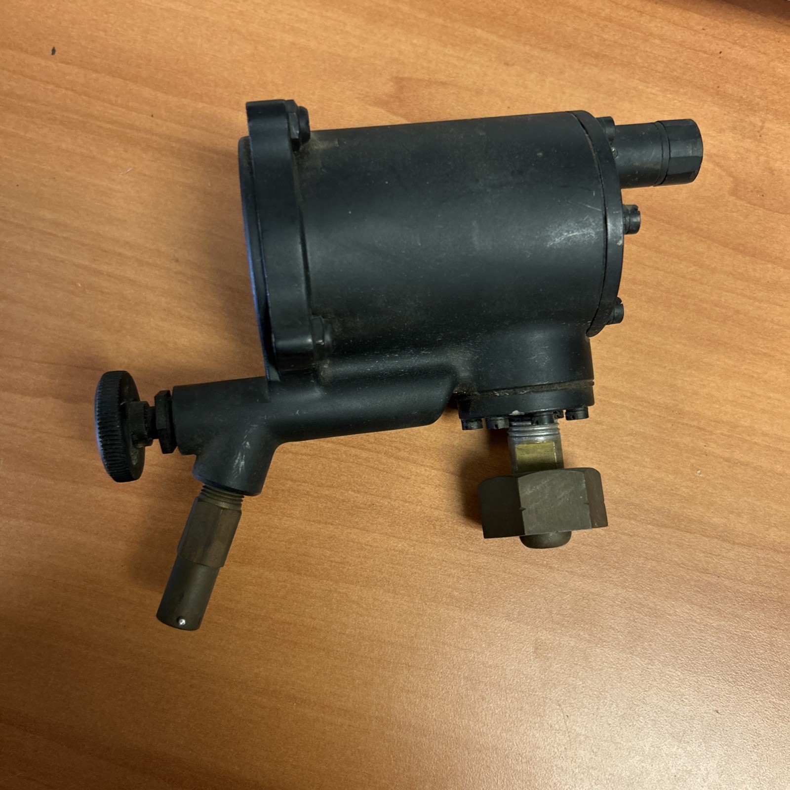 Bendix Oxygen Flow Regulator Type A-9A