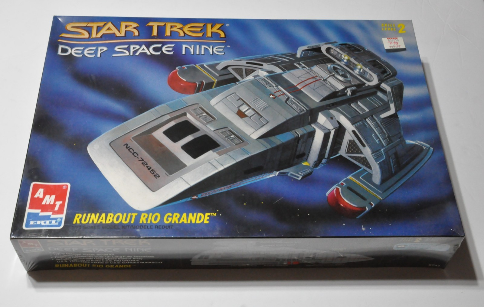 AMT/ERTL Star Trek Deep Space Nine USS Rio Grande Runabout Model #8741 SEALED