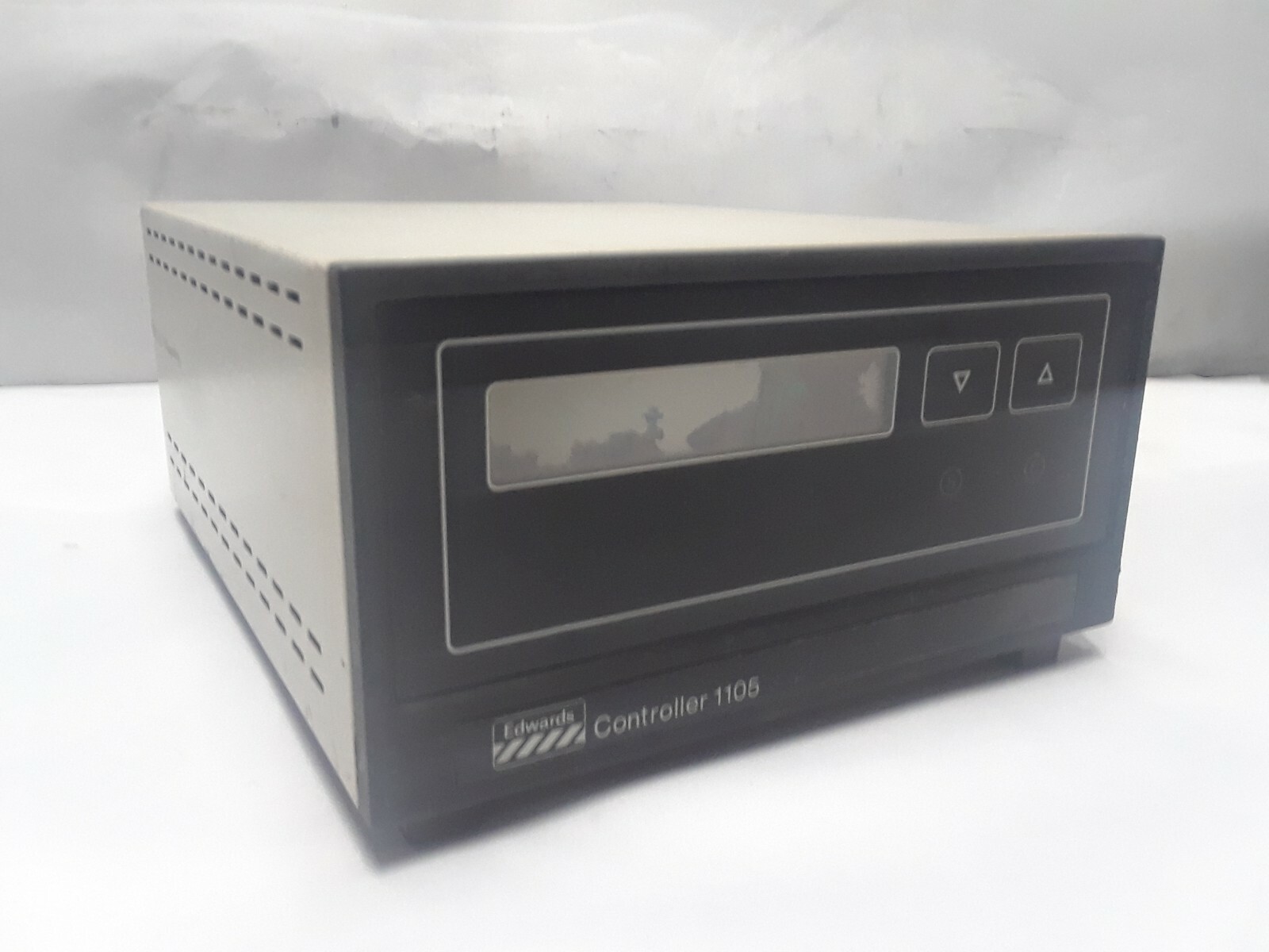 Working EDWARDS 1105 VACUUM CONTROLLER Bad LCD ALL Other Parts Good