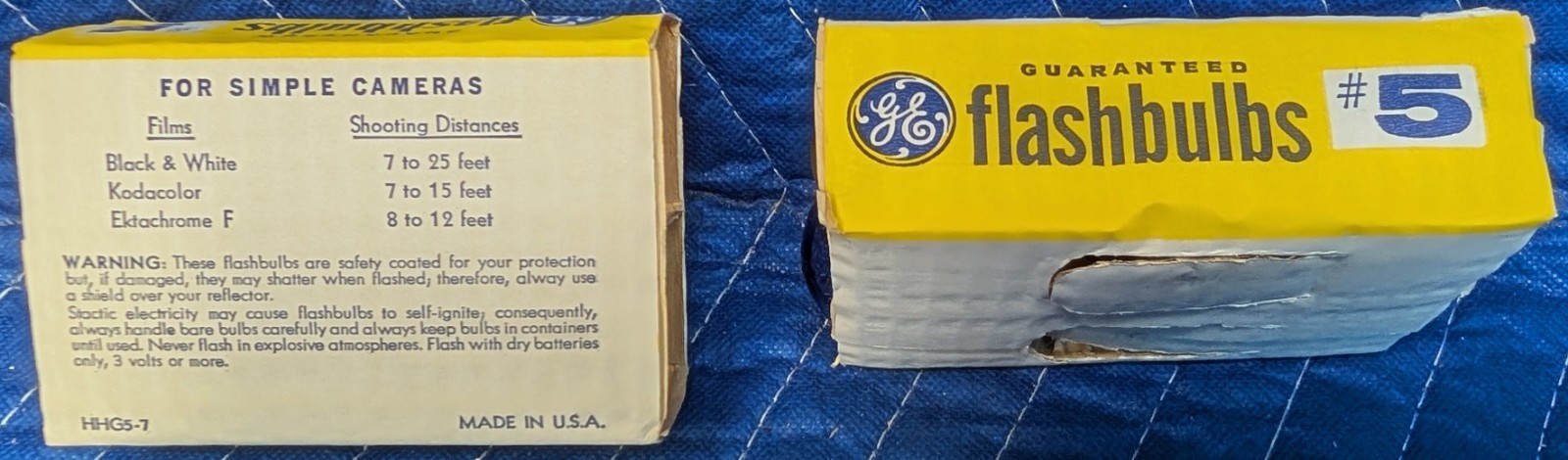 Vintage GE General Electric Flashbulbs #5 ~ Open box, 8 bulbs inside
