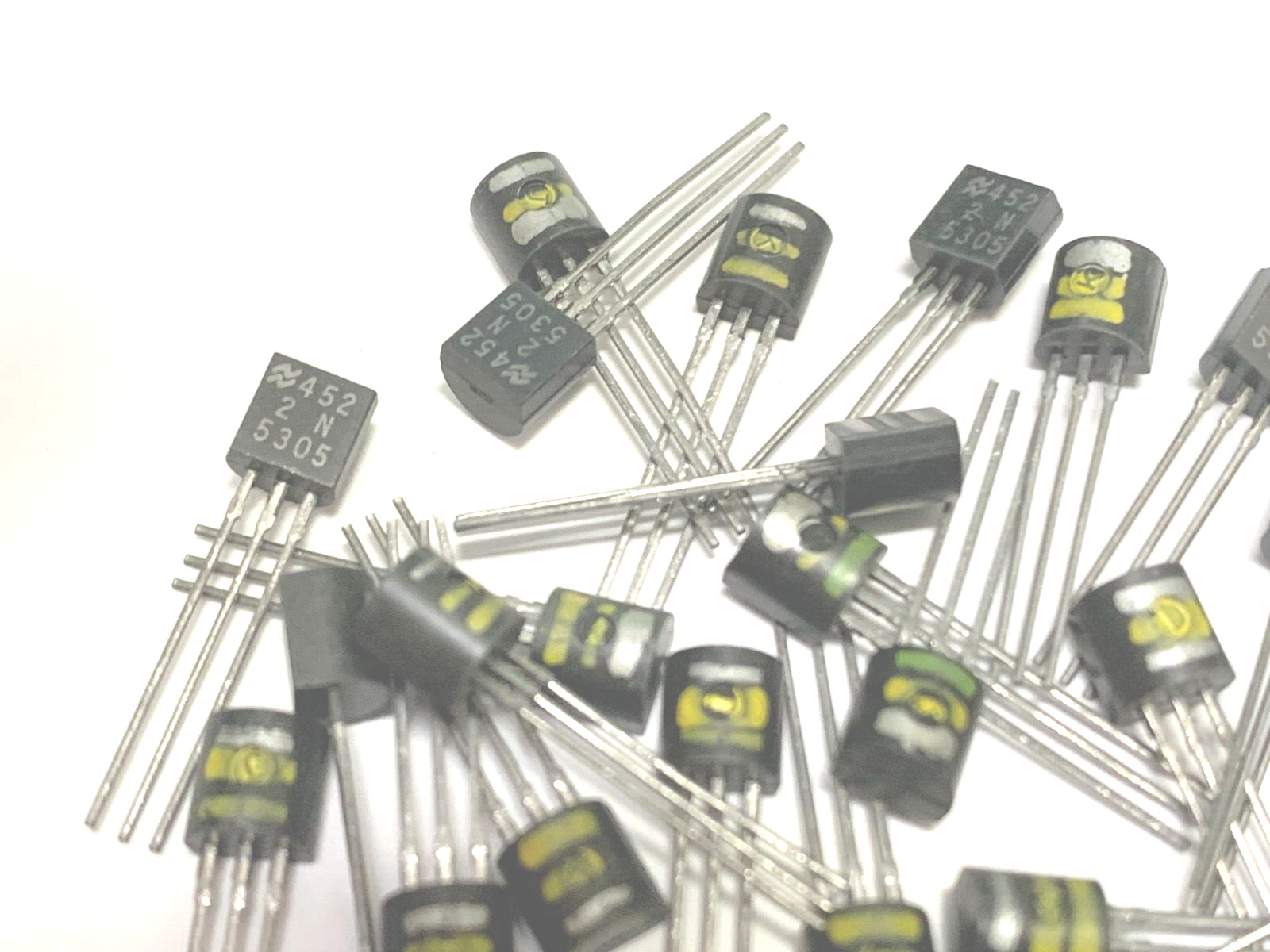 5 Pieces 2N5305 "Original" National Darlington Transistor