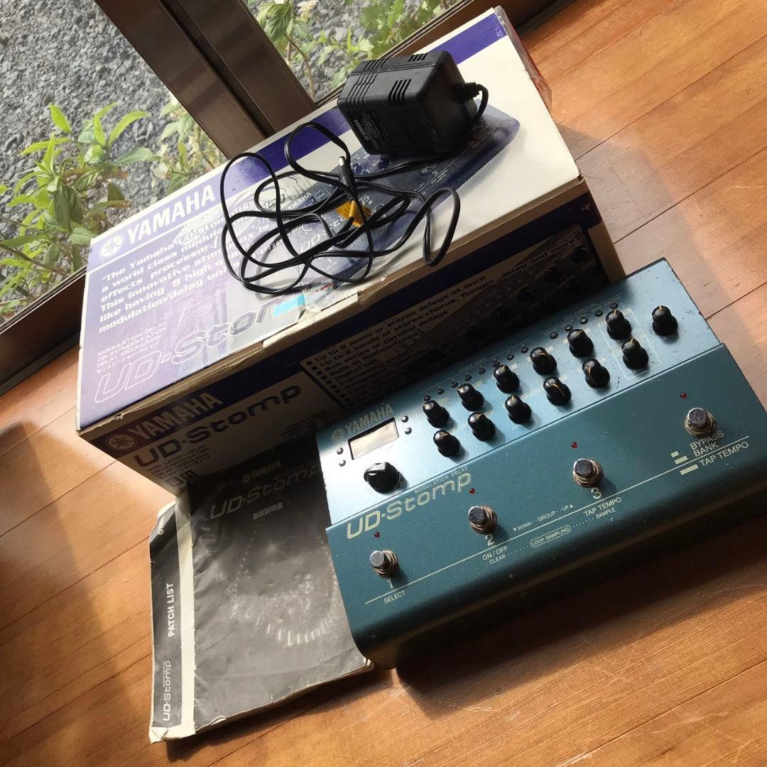 Yamaha UD-Stomp Delay Modulation Allan Holdsworth w/ Box AC Adapter Tested
