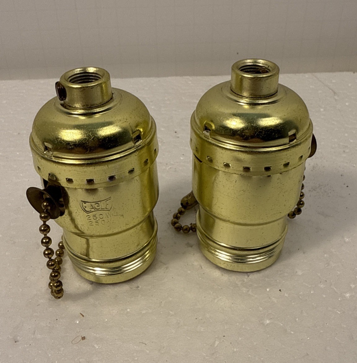 Eagle Pull Chain Sockets 960ABD NOS
