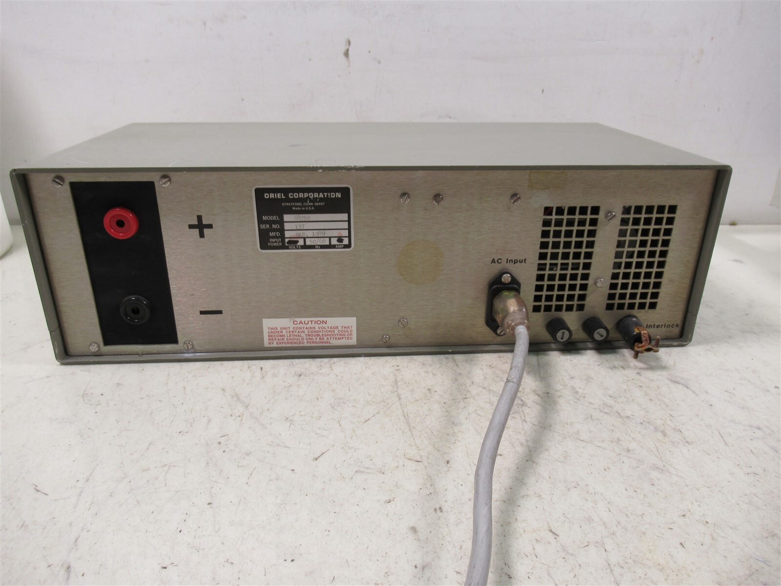 ORIEL 68750 100 Watt Power Supply Laboratory Unit Adjustable Lab Device