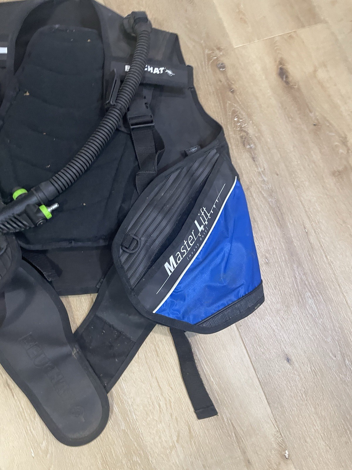 Beuchat Scuba Masterlift Evolution BCD Diving Gear Jacket Large FR4