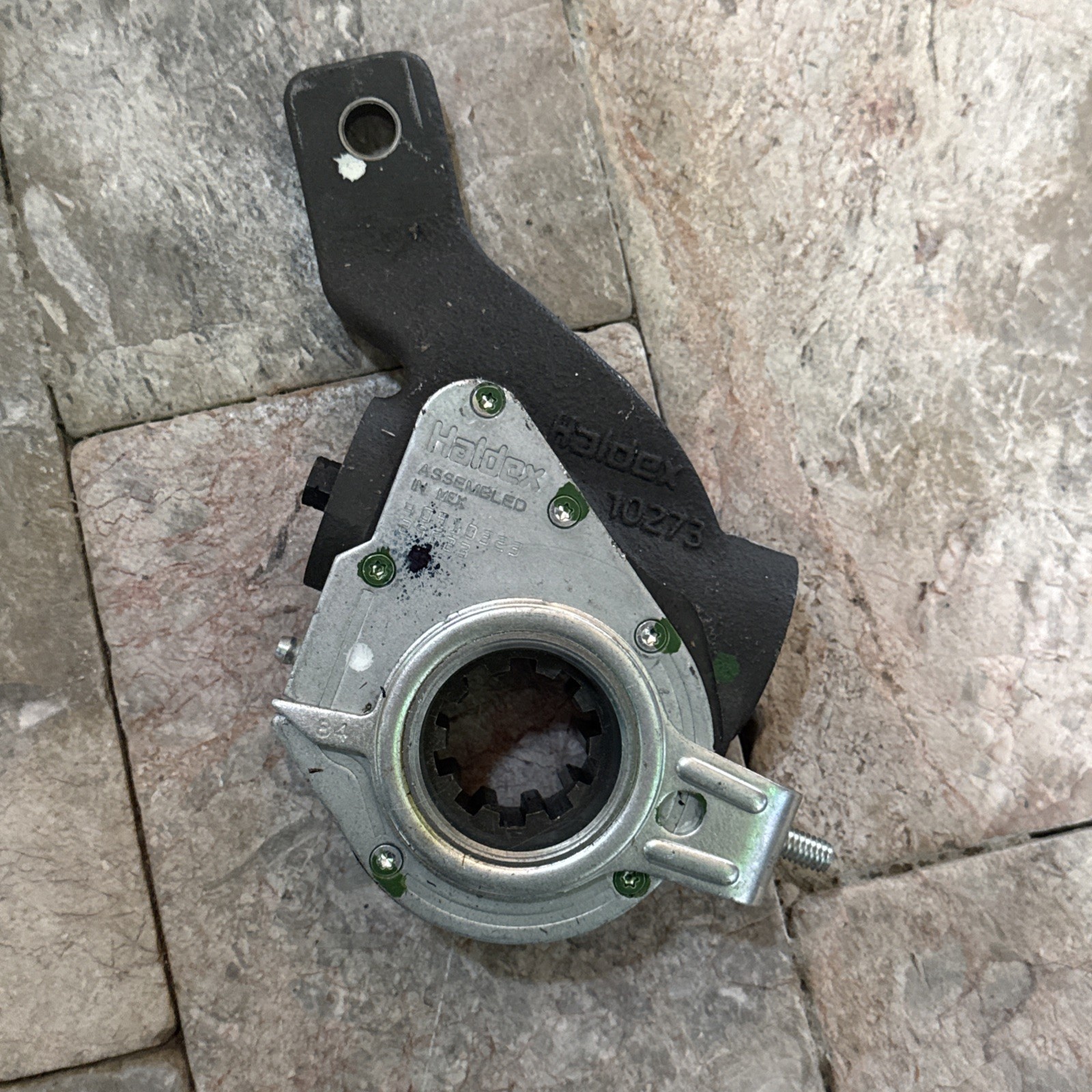 Haldex 1.5" Cam / 10-Spline 6" Automatic Slack Adjuster 40910323