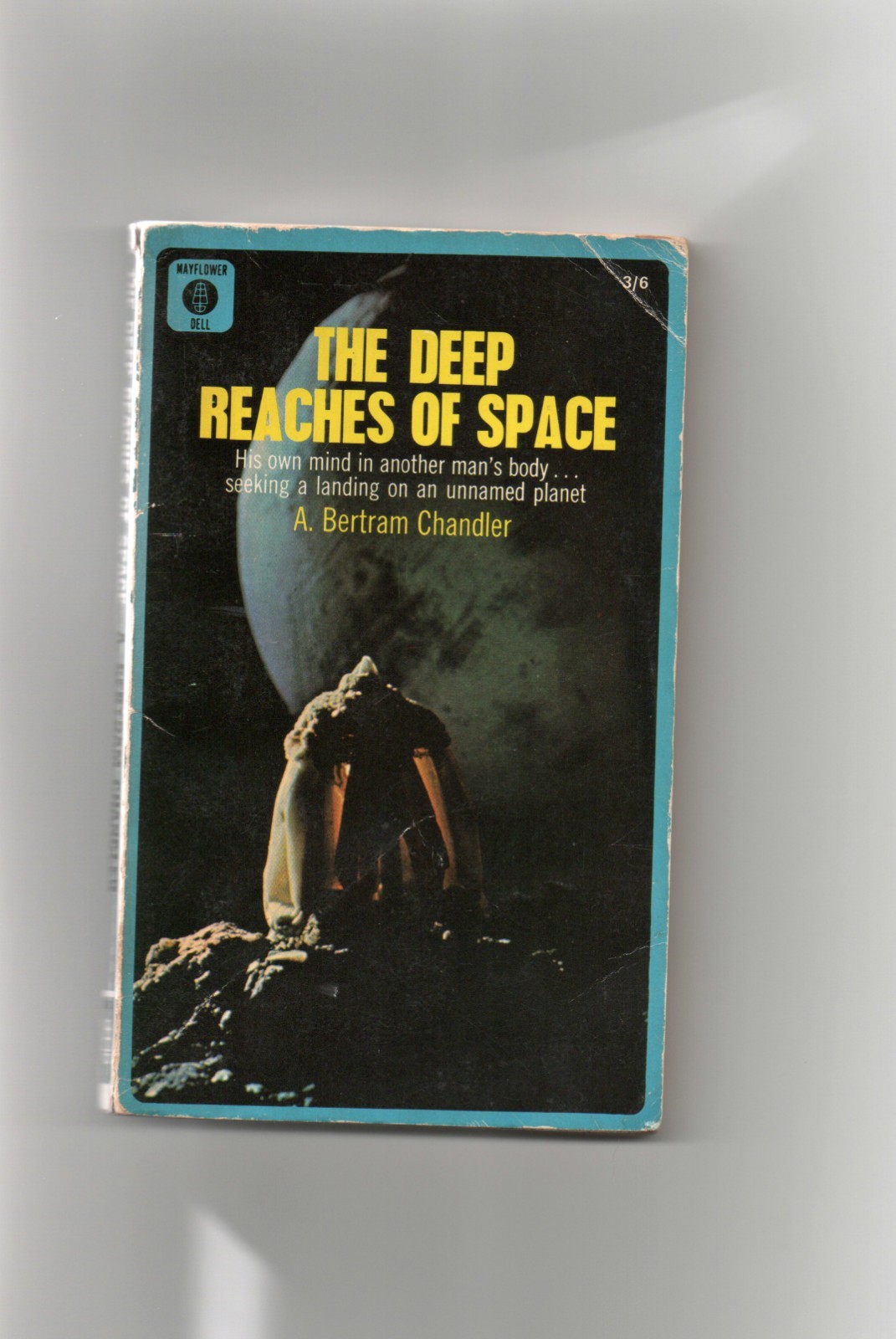 THE DEEP REACHES OF SPACE PAPERBACK NOVEL A. BERTRAM CHANDLER