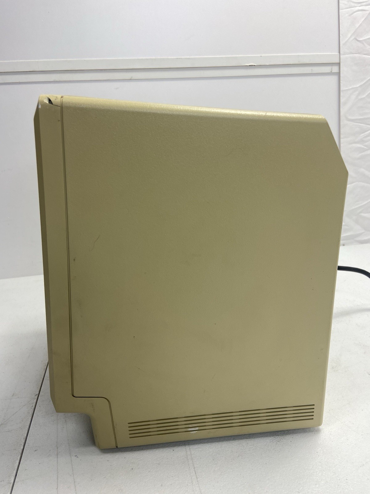 Apple Macintosh Plus 1MB Vintage Computer (PARTS ONLY)