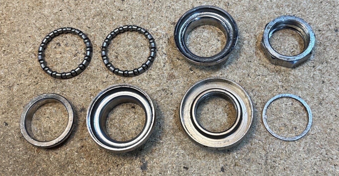 Tange 1” threaded headset Good Functional Condition
