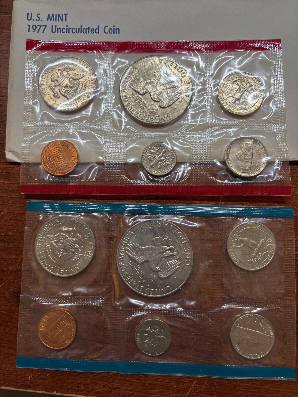 1977 US Mint Uncirculated Coin Set