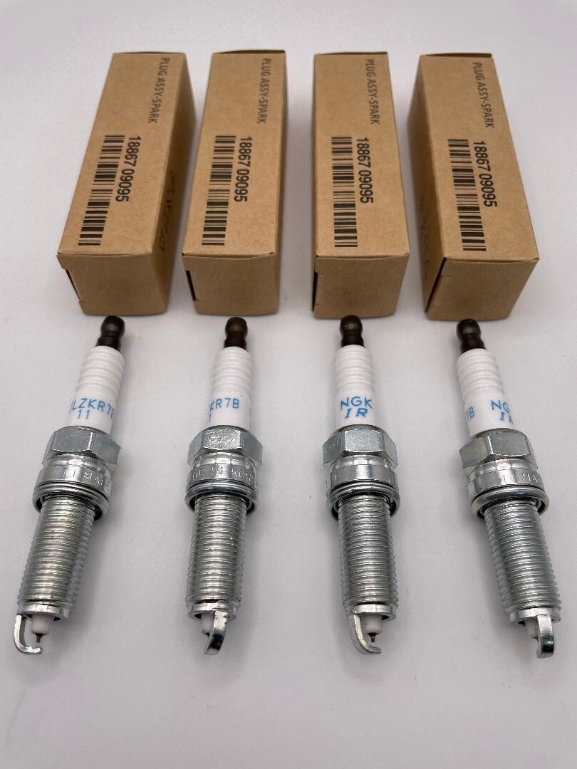 4 NEW OEM SPARK PLUGS 18867-09095 17-24 FOR Elantra Kona  Forte Seltos Soul 2.0L