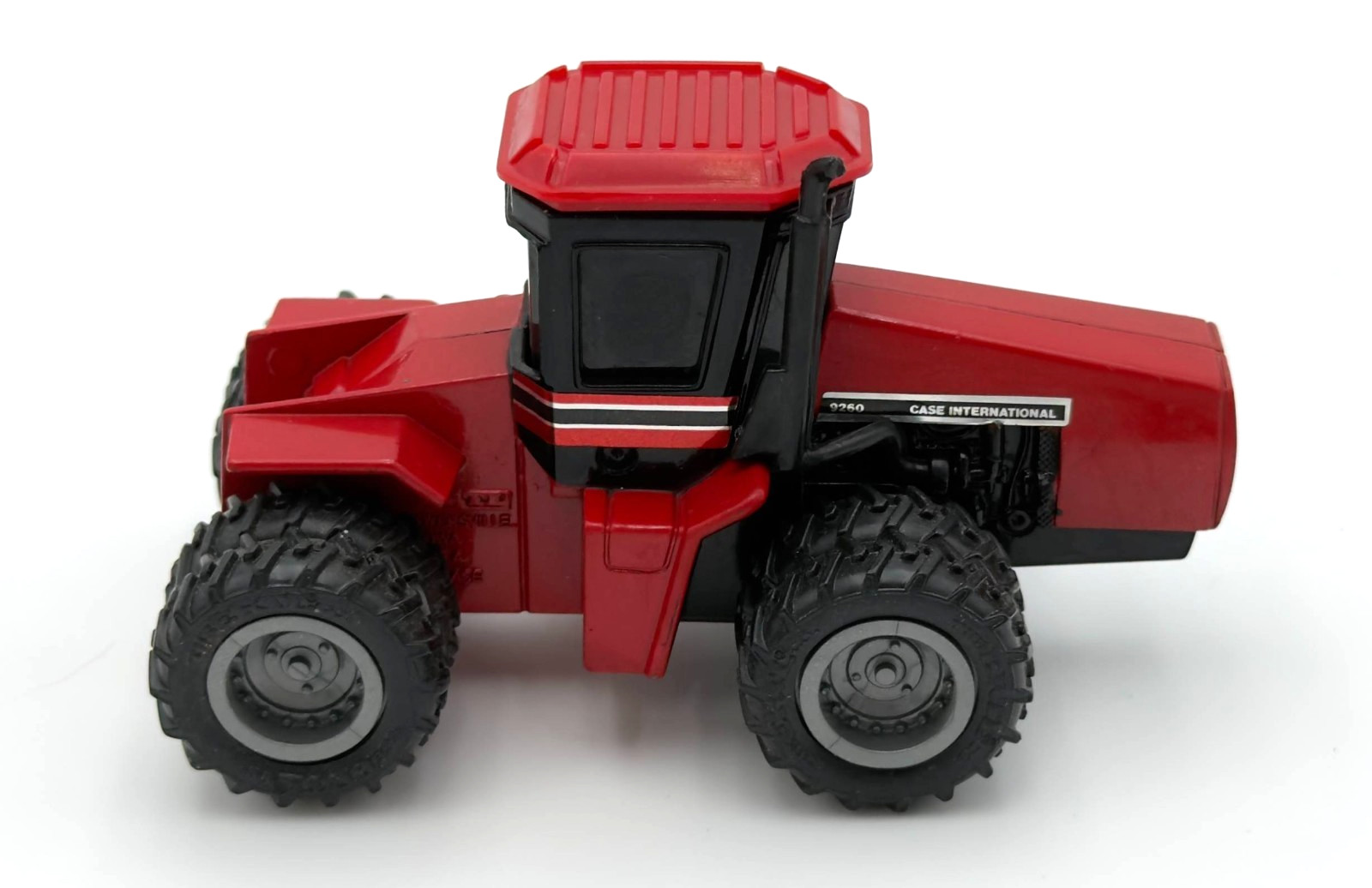 ERTL - Case International 9260 Tractor - 1:64 Scale