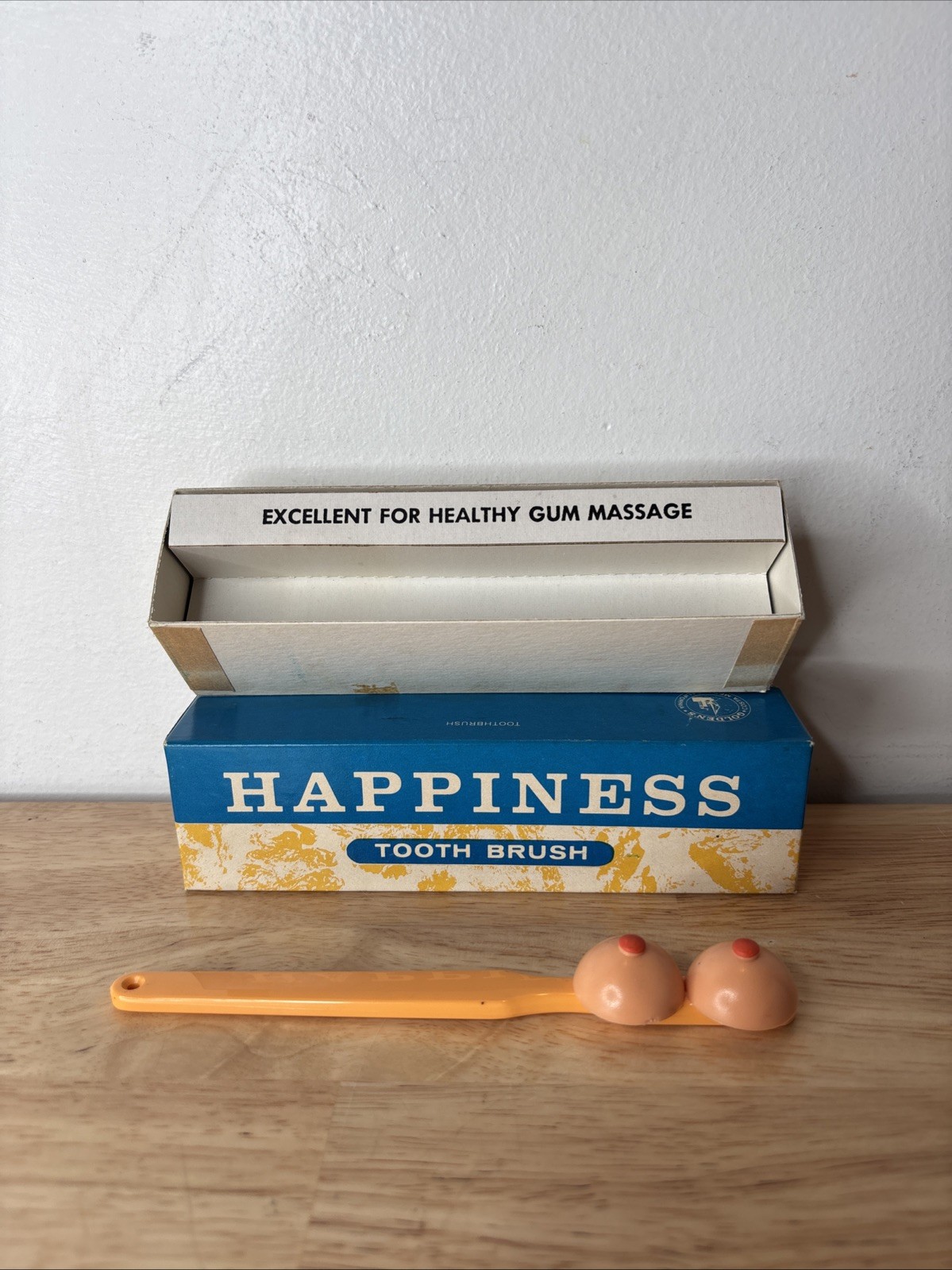 Vintage Happiness Tooth Brush Gag Gift Box 1960s Retro Kitsch Novelty Humor