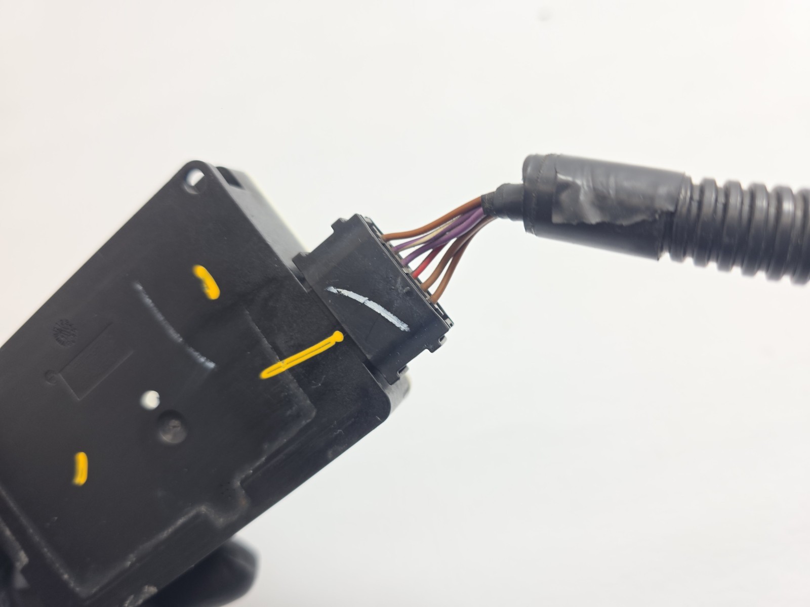 2011-2013 Chrysler Dodge Jeep Blind Spot Detection Sensor 56038942AA OEM