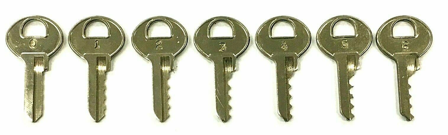 Small Master M2 Space And Depth Keys 4 Cut Blanks HPC C34 Code Card