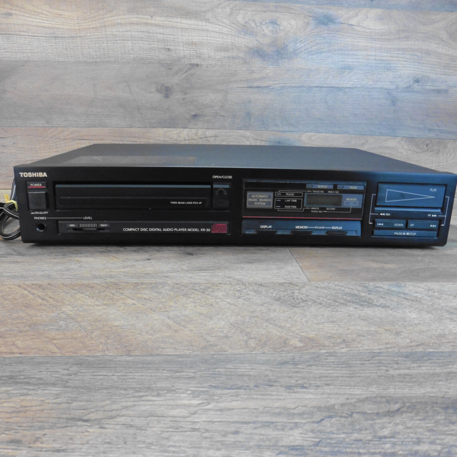 Toshiba XR-30 CD Player Digital Audio Compact Disc Player Tested Working Video