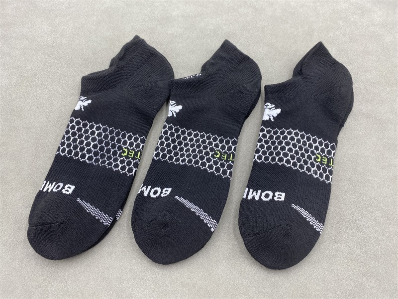 Bombas 3 pairs Performance Honeycomb Solid Women's Black Ankle Sock Size L
