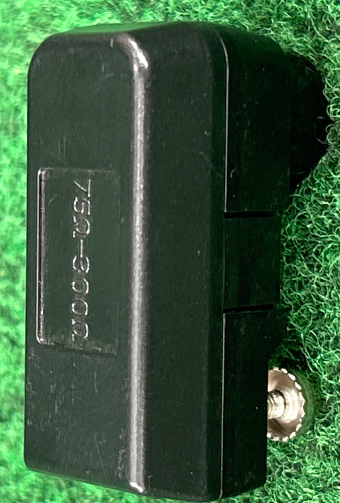 75-ohm to 300-ohm matching transformer