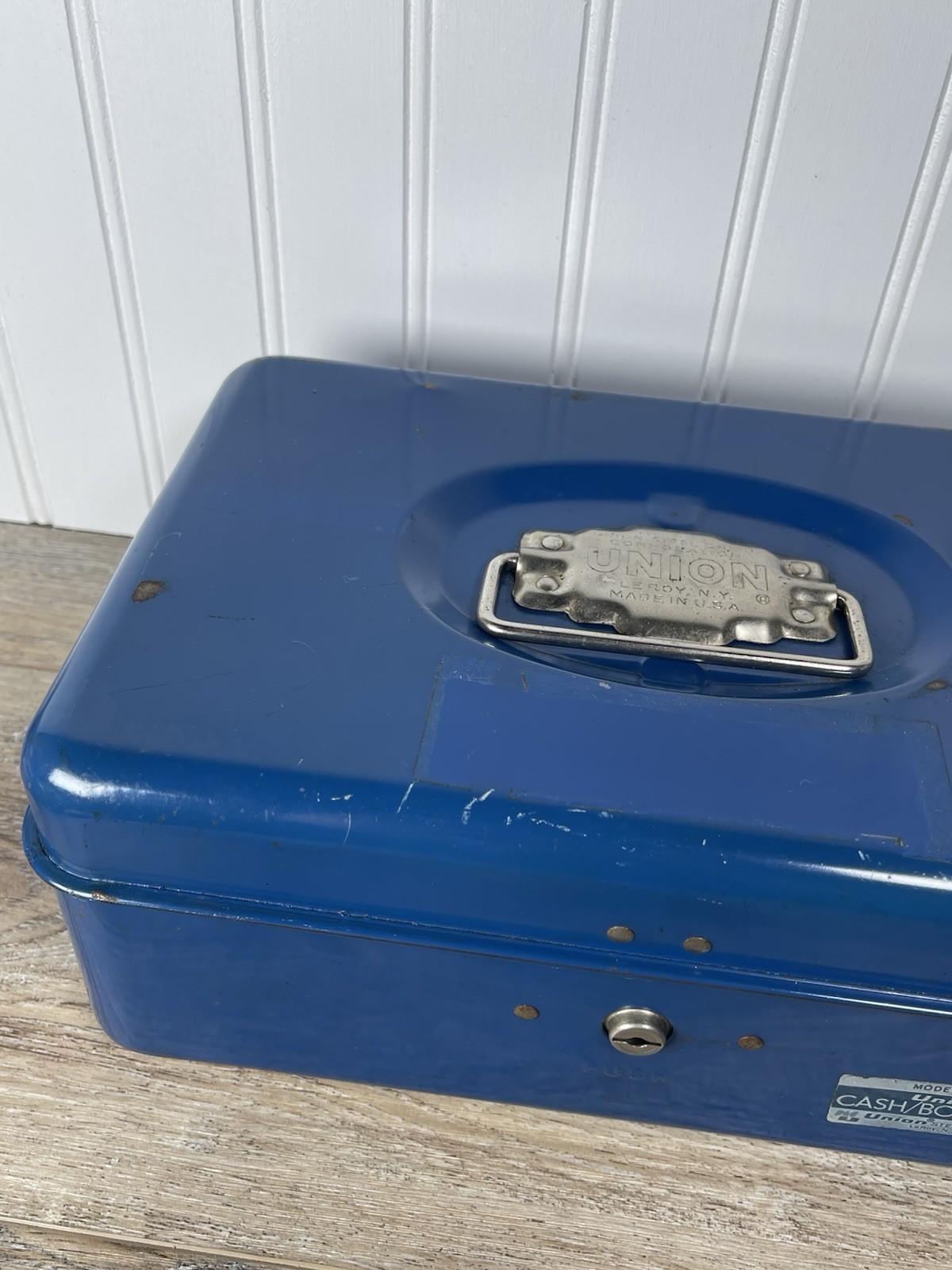 Vintage Union Metal Model 1111 Cash tackle box Blue Fold Out USA NO KEY