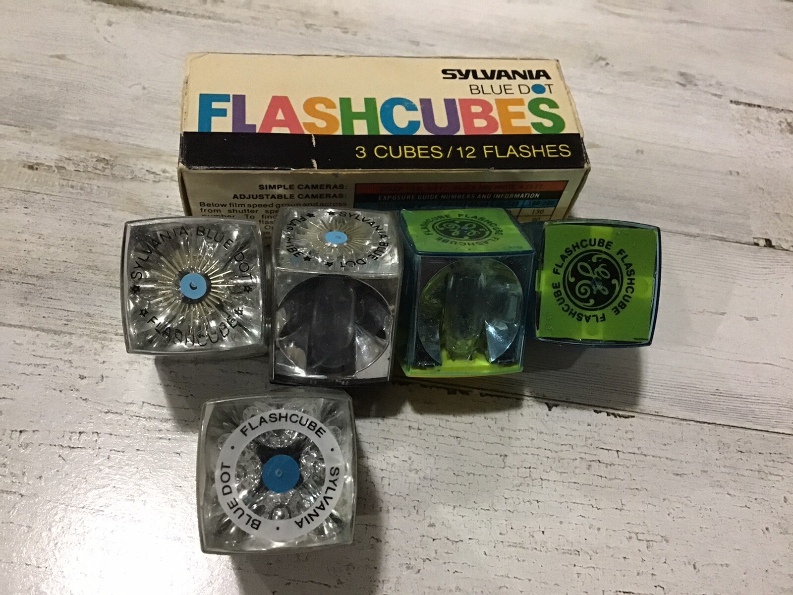 Flashcubes Lot Of 8 Total Of 32 Flashes