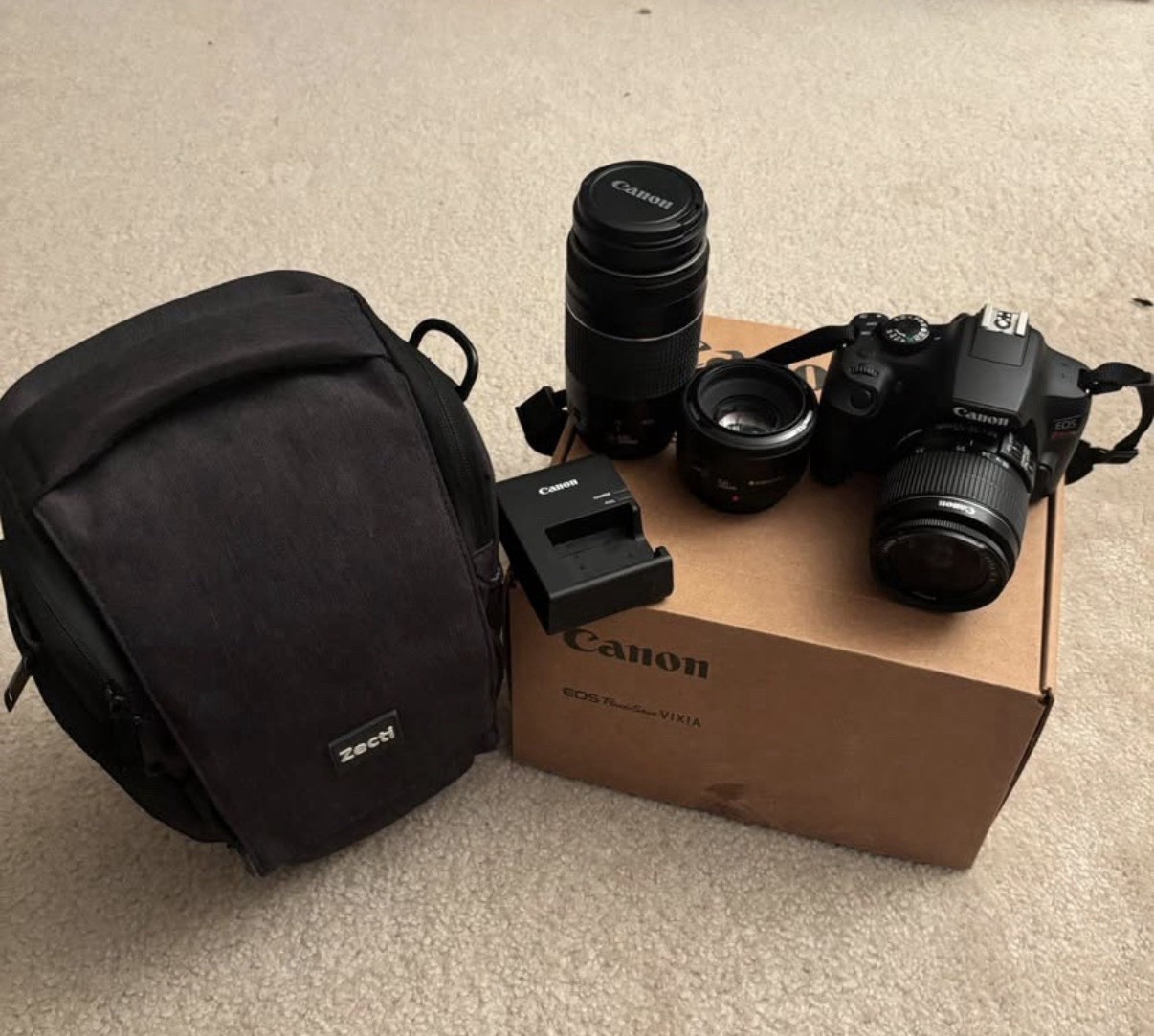 Canon EOS Rebel T6 Camera Accessory Bundle 3 Lenses, Charger, Carrying Bag