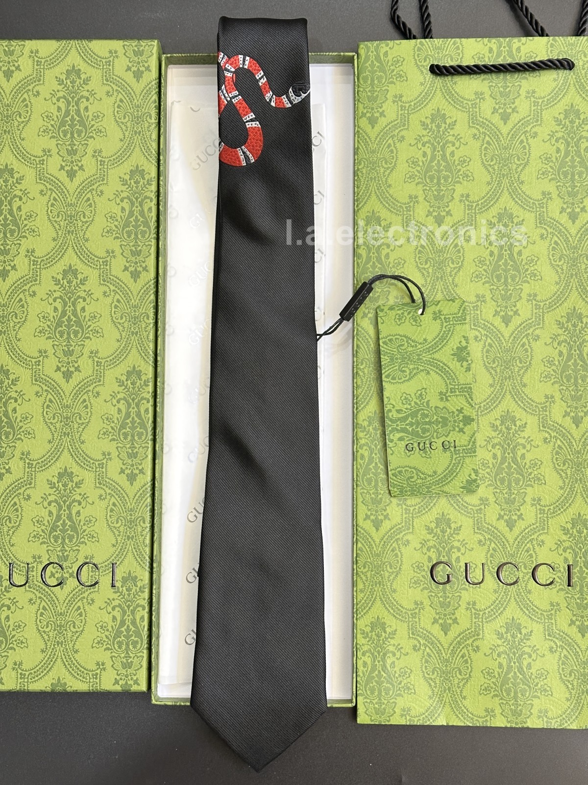 Gucci New Snake Silk Tie Necktie Skinny + Box